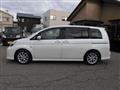 2011 Toyota Isis