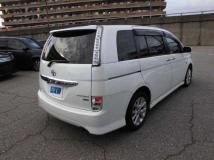 2011 Toyota Isis