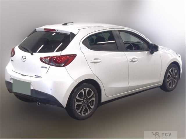 2015 Mazda Demio