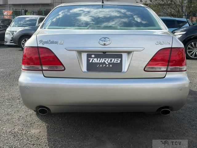 2004 Toyota Crown