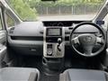 2009 Toyota Voxy