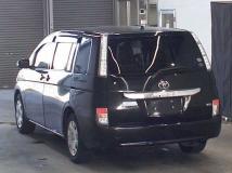 2013 Toyota Isis