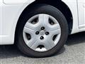 2004 Toyota Raum