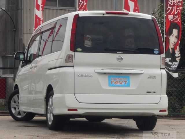 2009 Nissan Serena