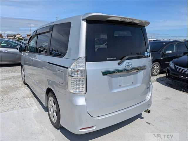 2008 Toyota Noah