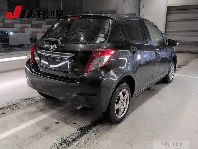 2013 Toyota Vitz