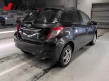 2013 Toyota Vitz