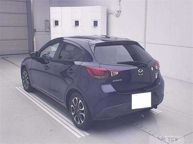 2015 Mazda Demio