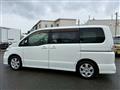 2009 Nissan Serena