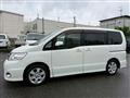 2009 Nissan Serena