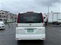 2009 Nissan Serena