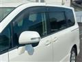 2007 Toyota Noah