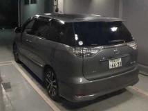 2013 Toyota Estima