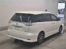 2016 Toyota Estima