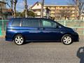 2004 Toyota Isis