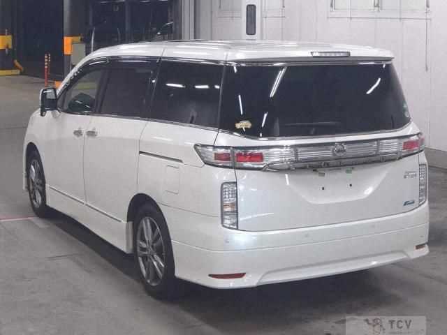2013 Nissan Elgrand