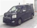 2013 Toyota Voxy