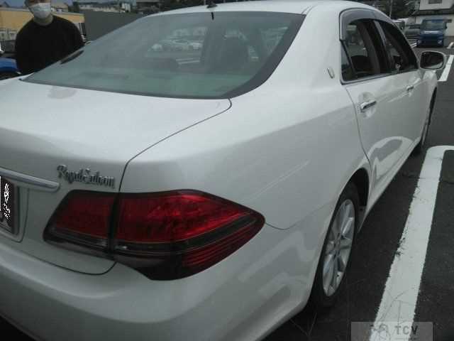 2009 Toyota Crown