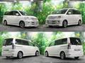 2004 Toyota Noah