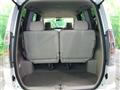 2004 Toyota Noah