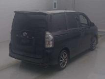 2011 Toyota Voxy