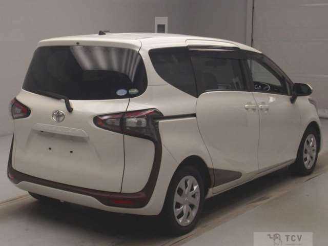2015 Toyota Sienta