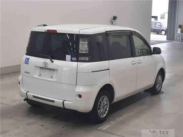 2014 Toyota Sienta