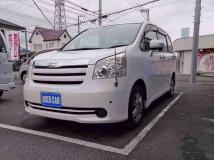 2009 Toyota Noah