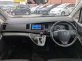 2012 Toyota Isis
