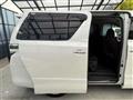 2010 Toyota Vellfire