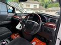 2010 Toyota Vellfire