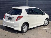 2011 Toyota Vitz