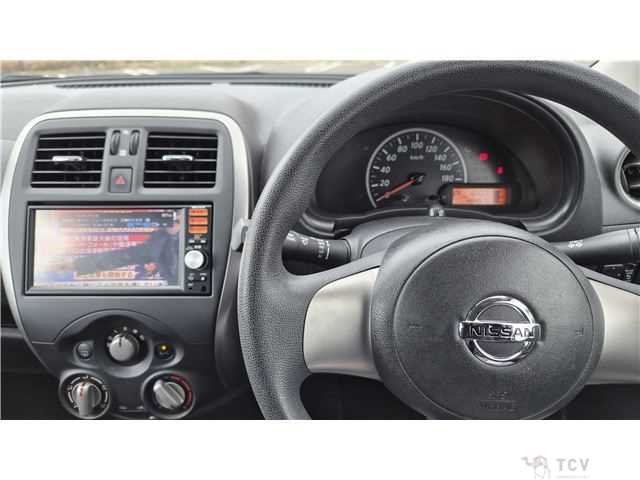 2015 Nissan March