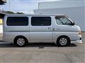 2010 Nissan Caravan