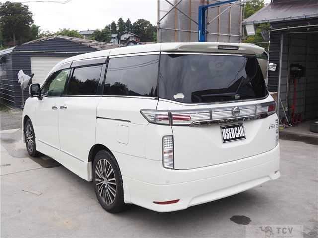 2014 Nissan Elgrand