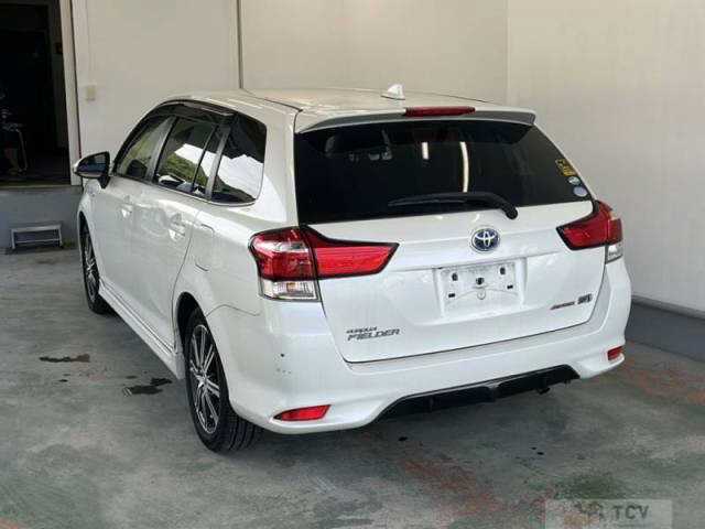 2015 Toyota Corolla Fielder