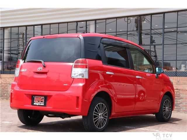 2013 Toyota SPADE