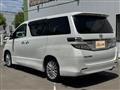 2013 Toyota Vellfire