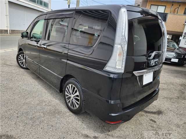 2014 Nissan Serena