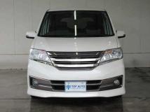 2013 Nissan Serena