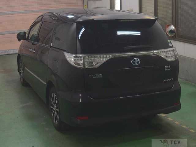 2013 Toyota Estima