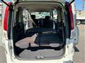 2009 Nissan Serena