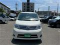 2009 Nissan Serena