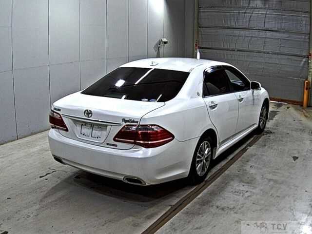 2011 Toyota Crown