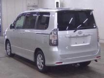 2008 Toyota Voxy