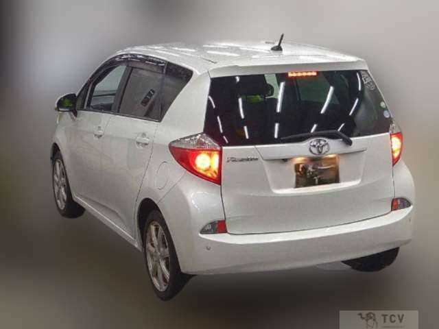 2012 Toyota Ractis