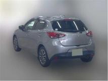2016 Mazda Demio