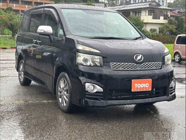 2011 Toyota Voxy