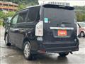 2011 Toyota Voxy