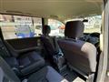 2009 Nissan Serena